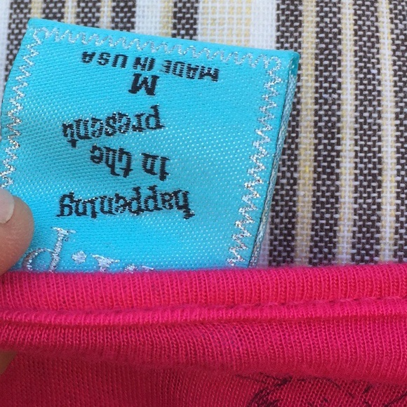 💜Happening in the present pink bird top - Picture 6 of 6